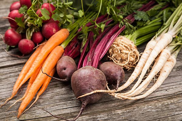 AOK: Gesund essen und genießen nach Feierabend / George Dolgikh - stock.adobe.com